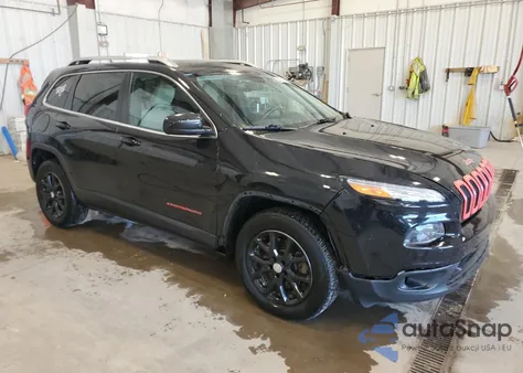2015 Jeep Cherokee Latitude из США, поврежденный, VIN 1C4PJMCS1FW546067